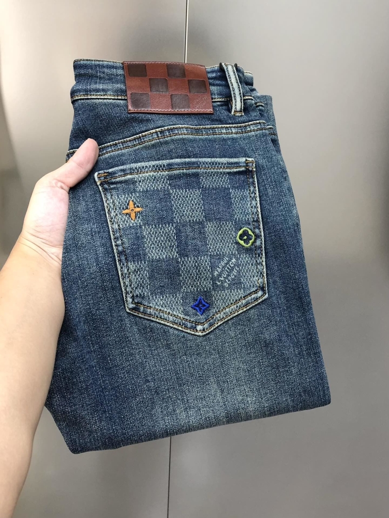 l0vis Vvtt0n jeans